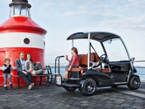 The Garia Monaco 2+2 Buggie on the sea front, see this golf buggy in its full glory